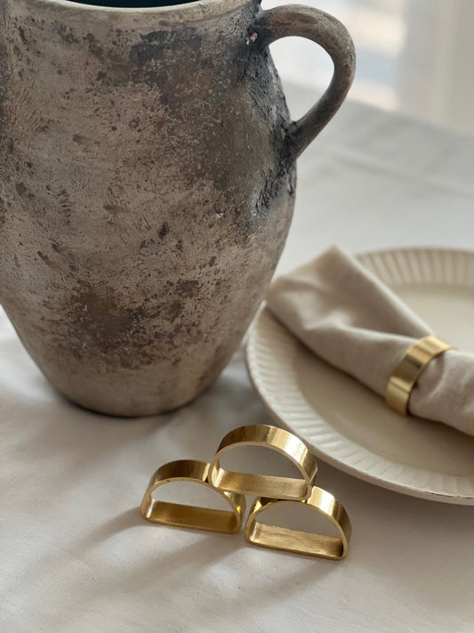 Curved Gold Napkin Rings