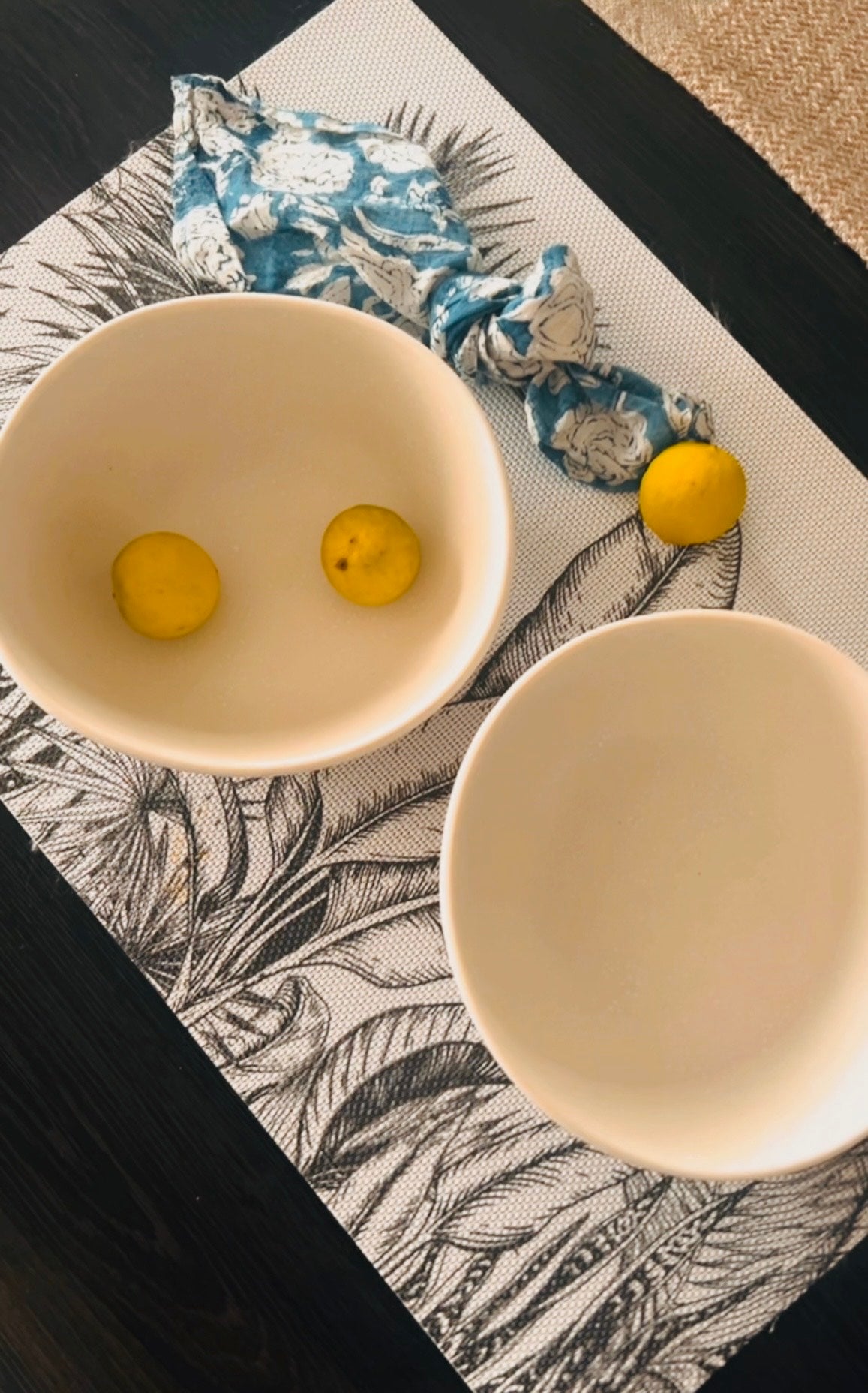 Set of 2 Bowls